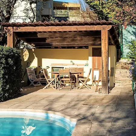Villa 12 *